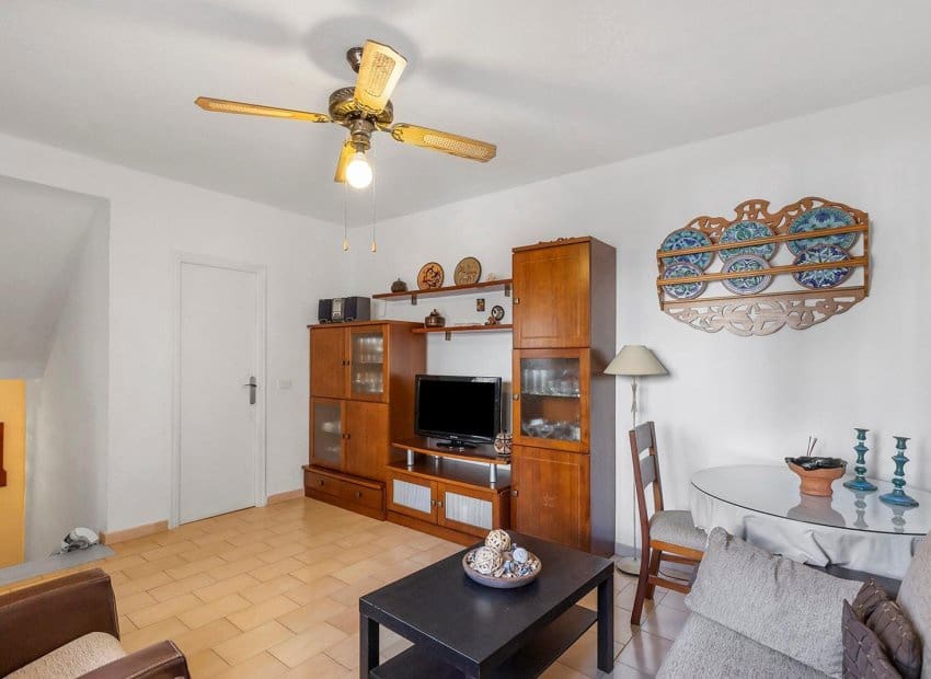 6 camera da letto Casa in vendita in Torrevieja con piscina - 179.000 € (Rif: 9799981)