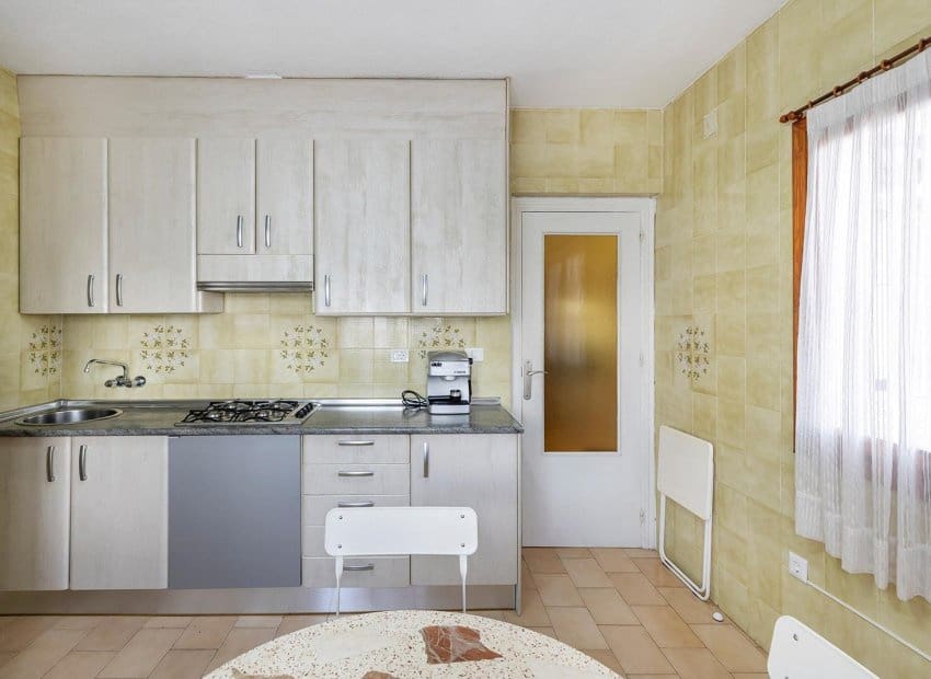 6 camera da letto Casa in vendita in Torrevieja con piscina - 179.000 € (Rif: 9799981)