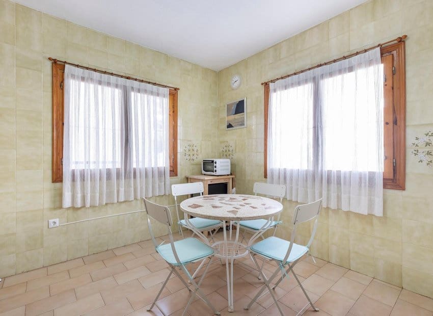 6 camera da letto Casa in vendita in Torrevieja con piscina - 179.000 € (Rif: 9799981)