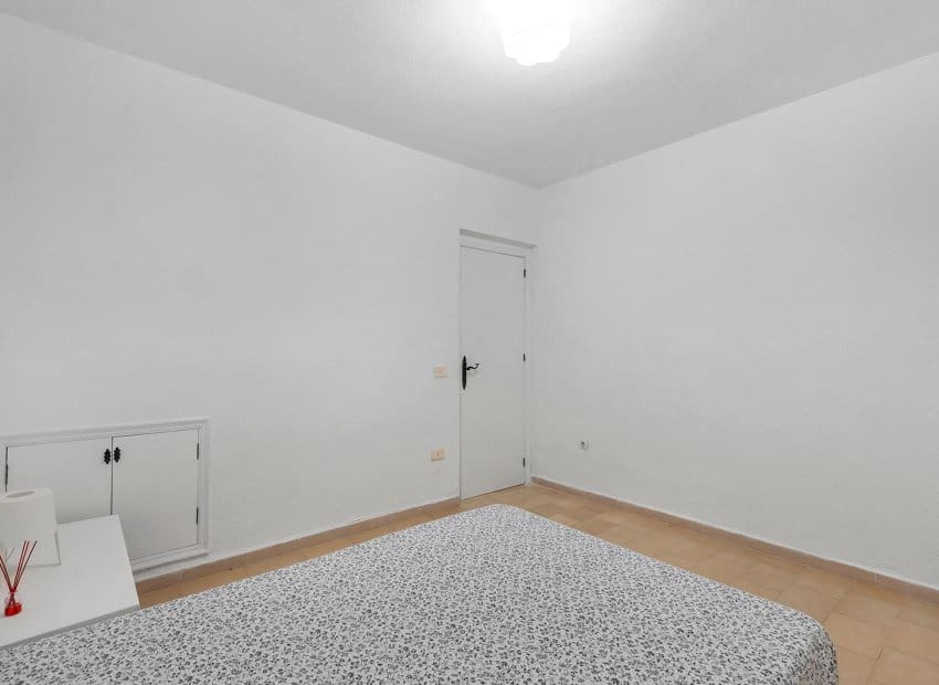 6 camera da letto Casa in vendita in Torrevieja con piscina - 179.000 € (Rif: 9799981)