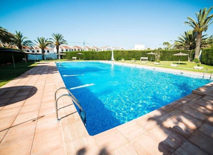 6 camera da letto Casa in vendita in Torrevieja con piscina - 179.000 € (Rif: 9799981)