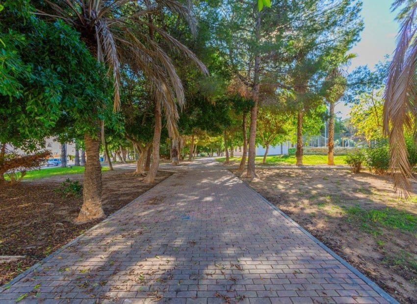 6 camera da letto Casa in vendita in Torrevieja con piscina - 179.000 € (Rif: 9799981)