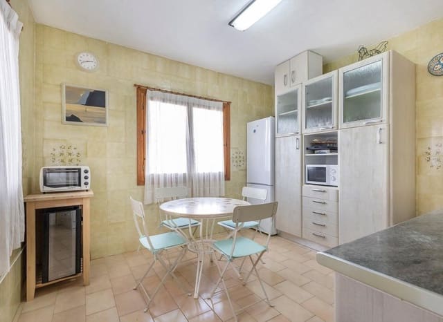 6 Zimmer Haus zu verkaufen in Nueva Torrevieja, Torrevieja mit Pool - 179.000 € (Ref: 9799981)