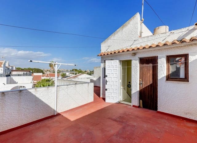 6 Zimmer Haus zu verkaufen in Nueva Torrevieja, Torrevieja mit Pool - 179.000 € (Ref: 9799981)