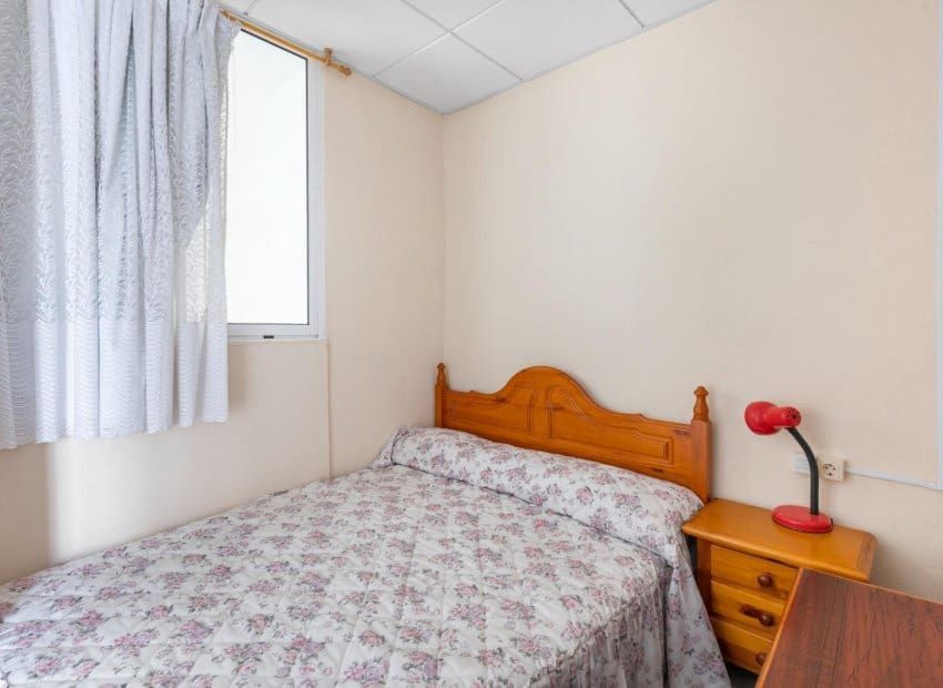 3 slaapkamer Appartement te koop in Torrevieja - € 181.000 (Ref: 9800063)