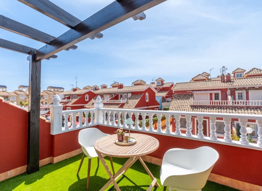 3 sovrum Hus till salu i Villamartin med pool - 269 800 € (Ref: 9800068)