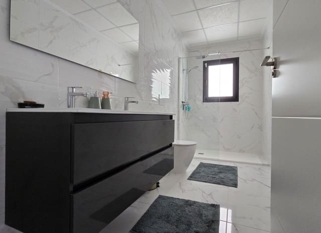 3 soverom Villa til salgs i Los Montesinos med svømmebasseng - € 520 000 (Ref: 9800744)