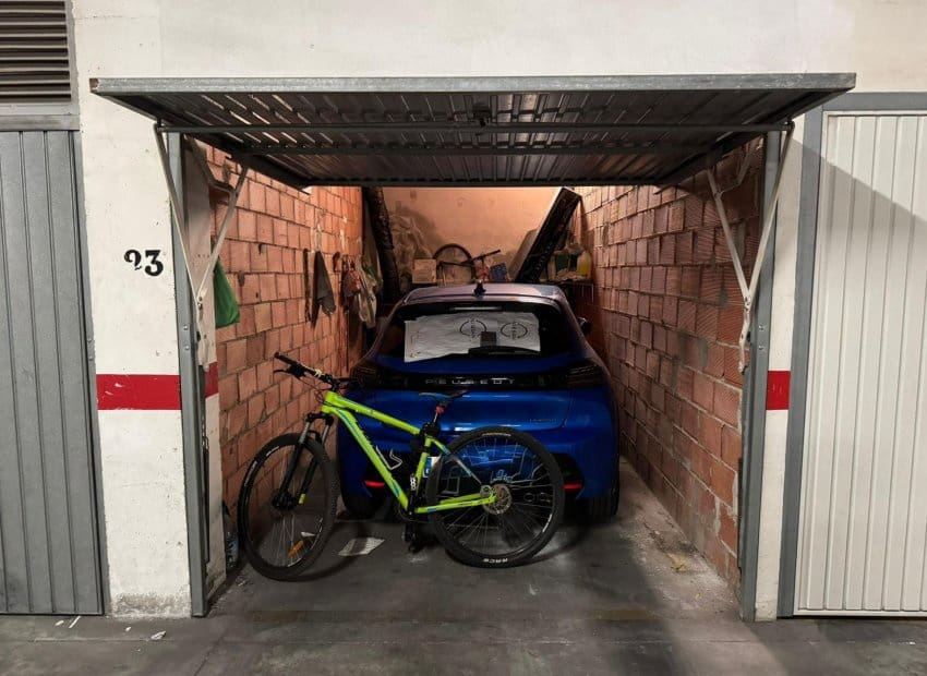 2 bedroom Apartment for sale in Torrevieja - € 139,900 (Ref: 9800745)