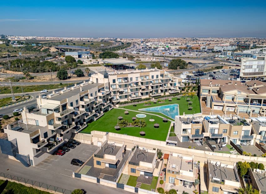 2 sovrum Lägenhet till salu i Orihuela Costa med pool - 249 900 € (Ref: 9800746)