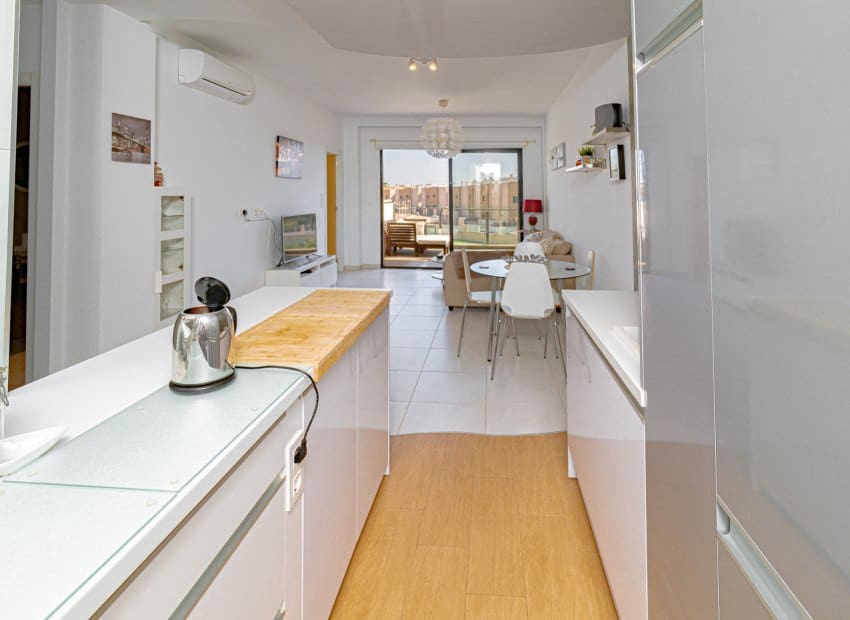 2 sovrum Lägenhet till salu i Orihuela Costa med pool - 249 900 € (Ref: 9800746)