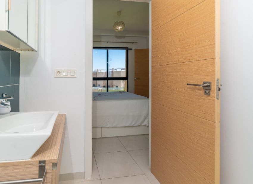 2 sovrum Lägenhet till salu i Orihuela Costa med pool - 249 900 € (Ref: 9800746)