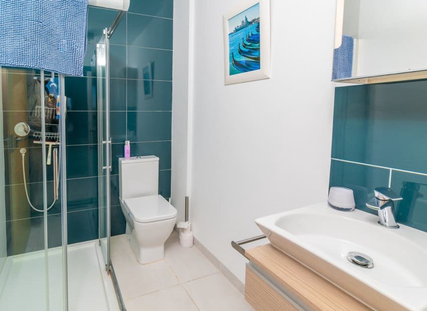 2 sovrum Lägenhet till salu i Orihuela Costa med pool - 249 900 € (Ref: 9800746)