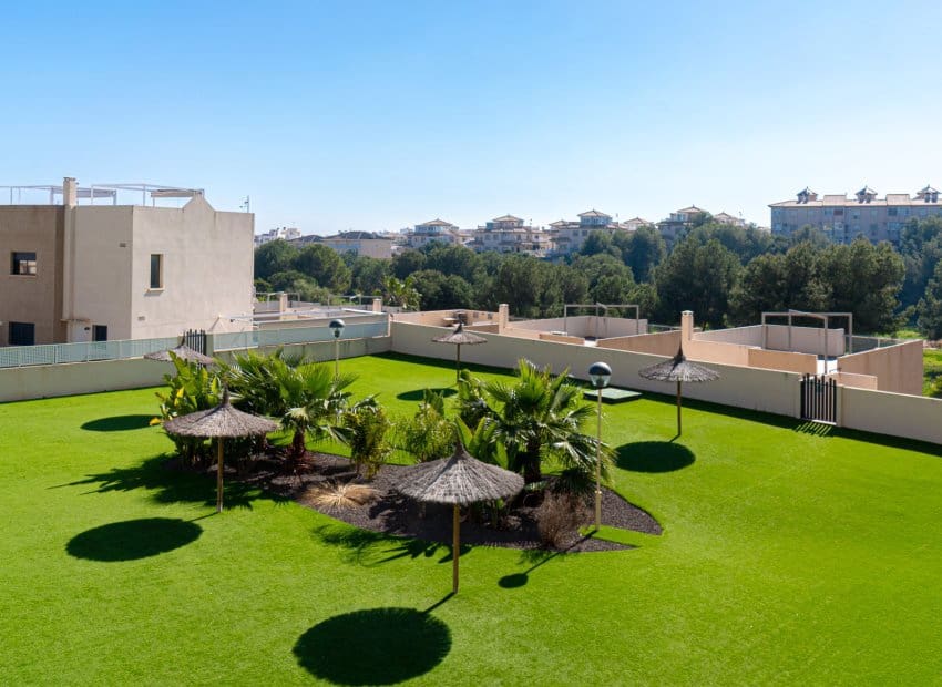 2 sovrum Lägenhet till salu i Orihuela Costa med pool - 249 900 € (Ref: 9800746)