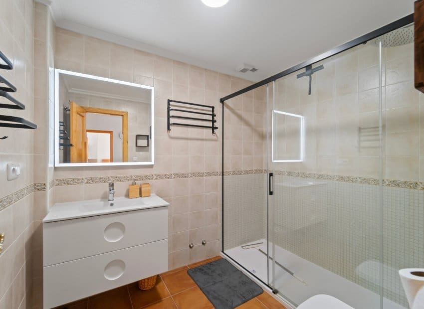 2 sovrum Lägenhet till salu i Torrevieja med pool - 154 900 € (Ref: 9800748)