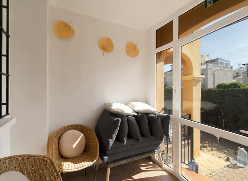 2 sovrum Lägenhet till salu i Torrevieja med pool - 154 900 € (Ref: 9800748)