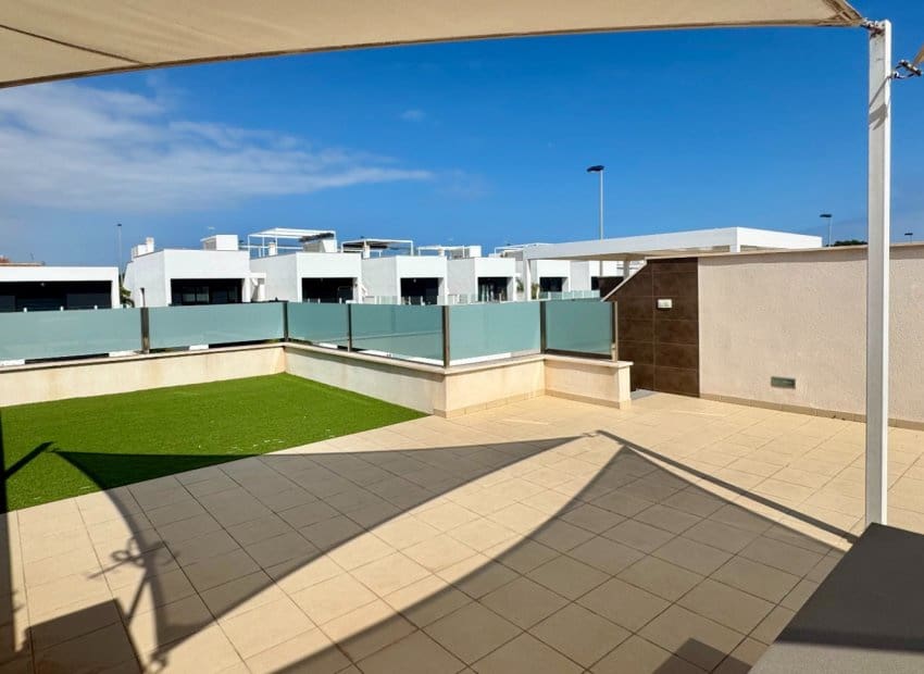 3 soveværelse Byhus til salg i San Pedro del Pinatar med swimmingpool - € 299.000 (Ref: 9800750)