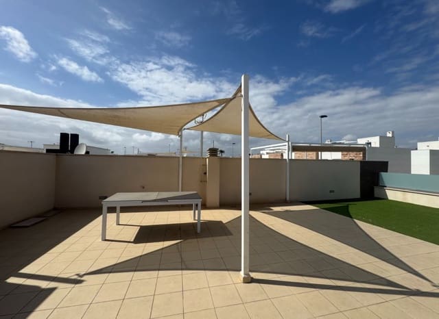 3 bedroom Townhouse for sale in San Pedro del Pinatar ciudad, San Pedro del Pinatar with pool - € 299,000 (Ref: 9800750)