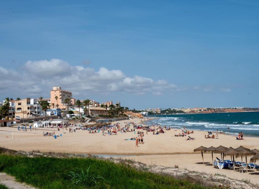 2 soveværelse Lejlighed til salg i Torre de la Horadada med swimmingpool - € 345.000 (Ref: 9801357)