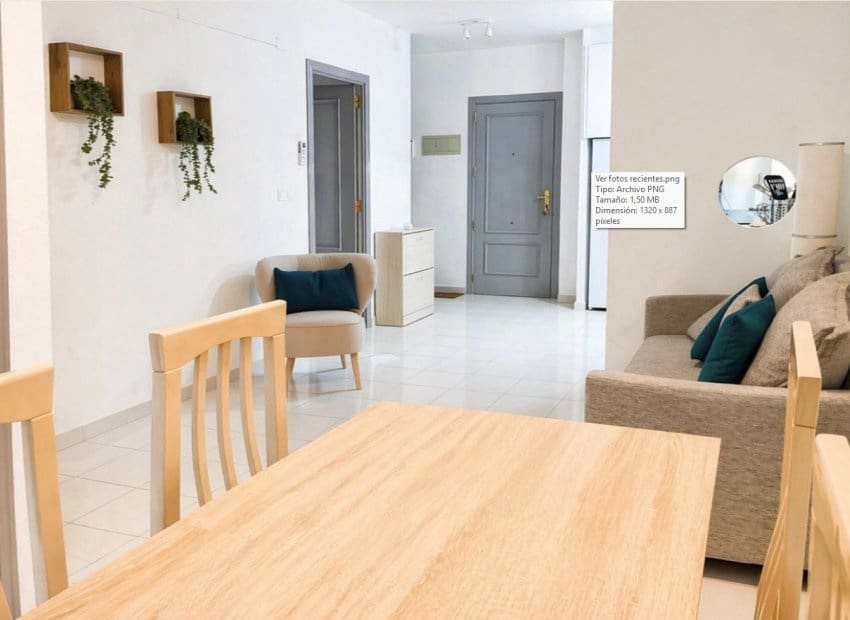 2 Zimmer Apartment zu verkaufen in Torrevieja mit Pool - 135.000 € (Ref: 9802968)