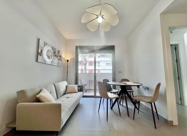 2 slaapkamer Appartement te koop in Puerto Deportivo, Torrevieja met zwembad - € 239.000 (Ref: 9802969)