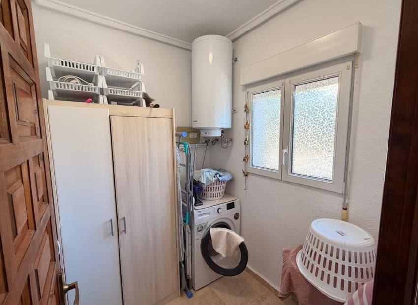 3 makuuhuone Huvila myytävänä paikassa Dona Pepa mukana uima-altaan - 475 000 € (Ref: 9804866)