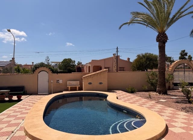 3 makuuhuone Huvila myytävänä paikassa Doña Pepa, Rojales mukana uima-altaan - 475 000 € (Ref: 9804866)