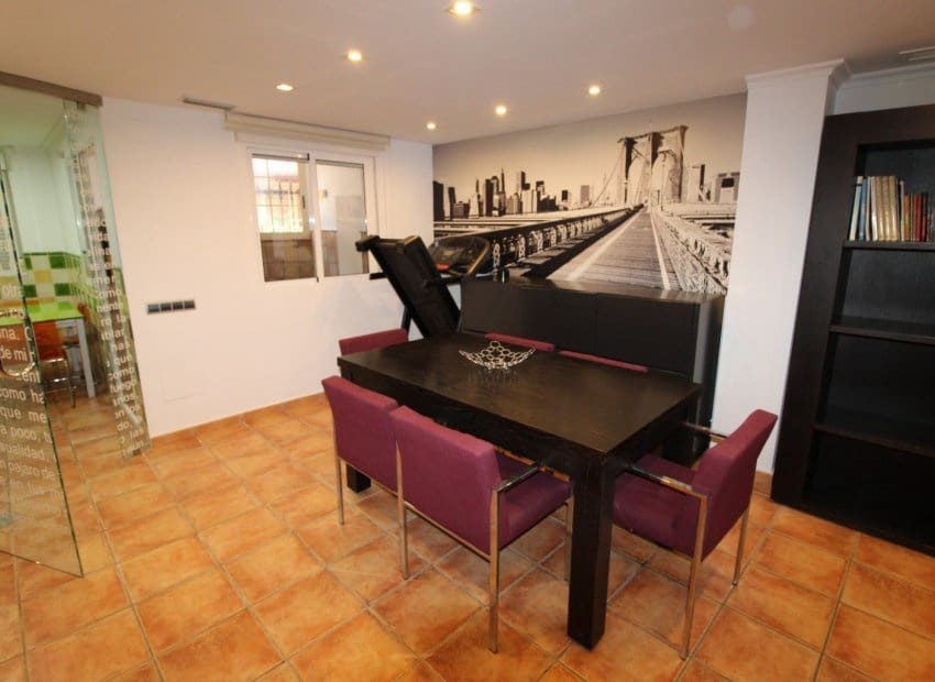 3 bedroom Townhouse for sale in Catral with pool - € 215,000 (Ref: 9804867)