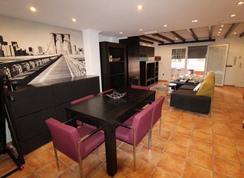 3 bedroom Townhouse for sale in Catral with pool - € 215,000 (Ref: 9804867)