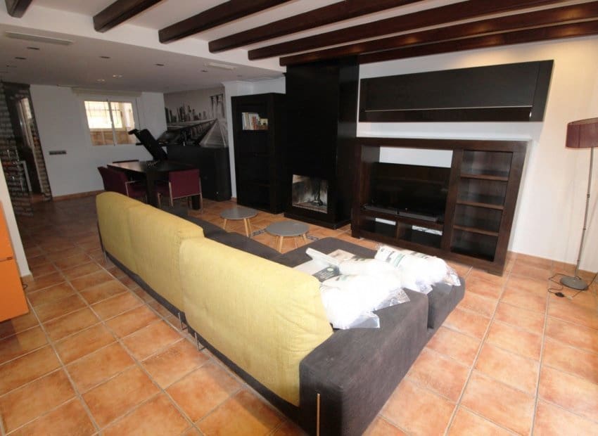 3 bedroom Townhouse for sale in Catral with pool - € 215,000 (Ref: 9804867)