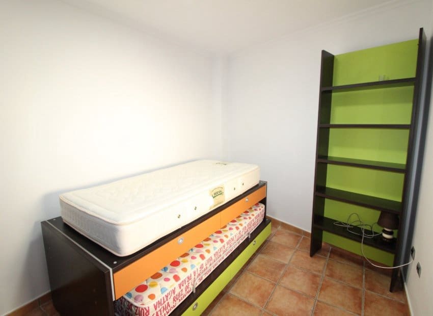 3 bedroom Townhouse for sale in Catral with pool - € 215,000 (Ref: 9804867)