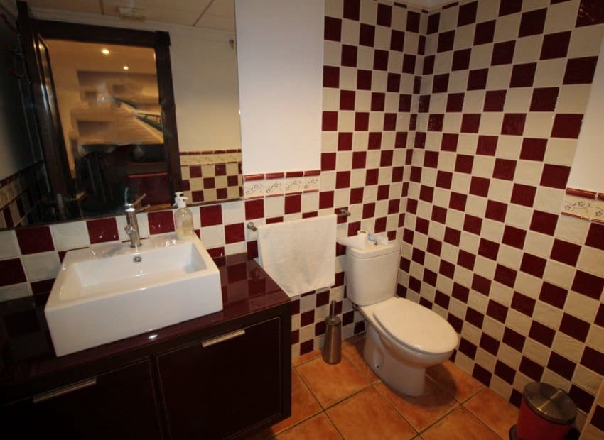 3 bedroom Townhouse for sale in Catral with pool - € 215,000 (Ref: 9804867)