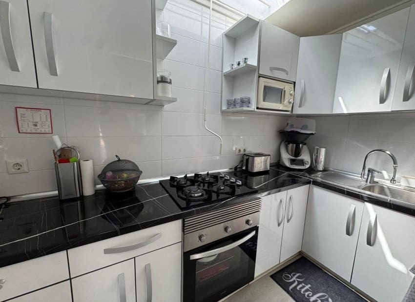 2 bedroom Apartment for sale in La Siesta - € 129,900 (Ref: 9809427)