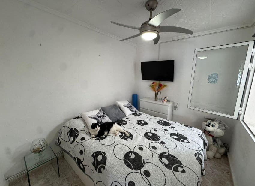 2 bedroom Apartment for sale in La Siesta - € 129,900 (Ref: 9809428)