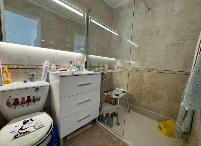 2 bedroom Apartment for sale in La Siesta - € 129,900 (Ref: 9809428)
