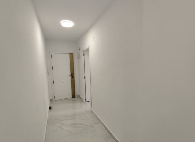 Apartamento de 3 habitaciones en Playa del Acequión, Torrevieja en venta - 198.000 € (Ref: 9809429)