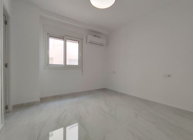 Apartamento de 3 habitaciones en Playa del Acequión, Torrevieja en venta - 198.000 € (Ref: 9809429)