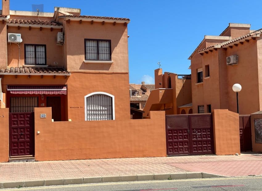 3 quarto Apartamento para venda em Aguas Nuevas com piscina - 220 000 € (Ref: 9809435)