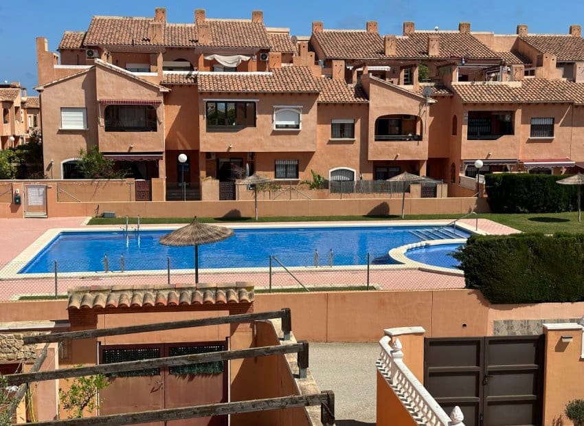 3 quarto Apartamento para venda em Aguas Nuevas com piscina - 220 000 € (Ref: 9809435)