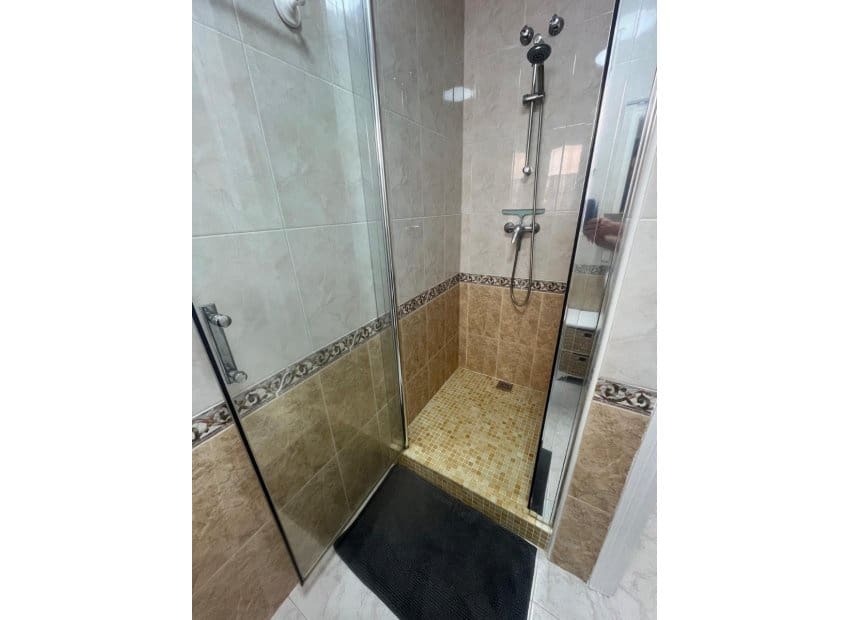 2 quarto Casa em Banda para venda em Dona Pepa com piscina - 189 995 € (Ref: 9809436)