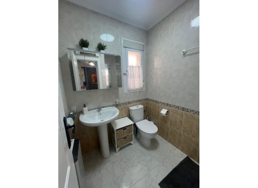 2 quarto Casa em Banda para venda em Dona Pepa com piscina - 189 995 € (Ref: 9809436)
