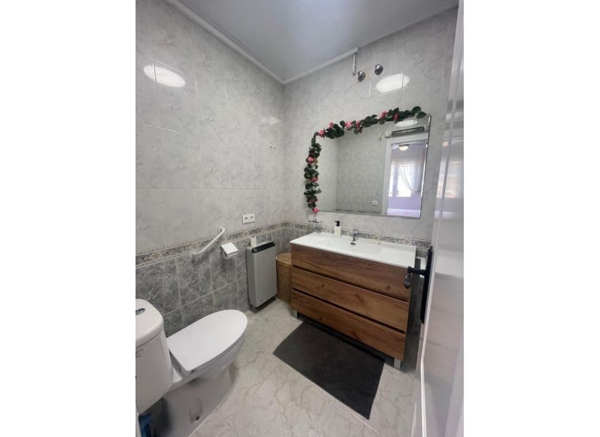 2 quarto Casa em Banda para venda em Dona Pepa com piscina - 189 995 € (Ref: 9809436)