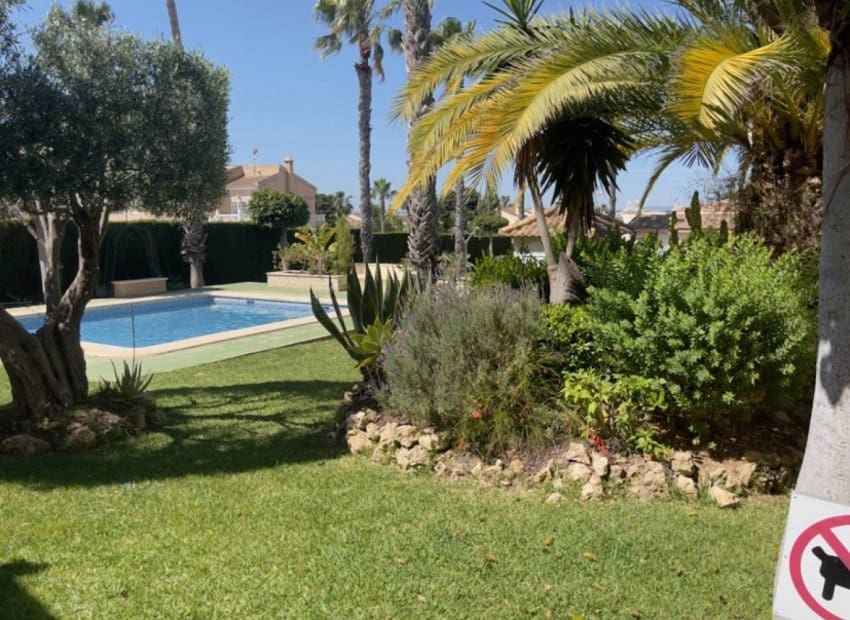 2 quarto Casa em Banda para venda em Dona Pepa com piscina - 189 995 € (Ref: 9809436)