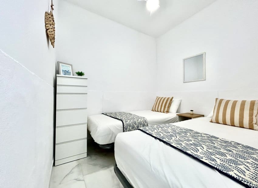 2 sovrum Lägenhet till salu i La Zenia - 189 900 € (Ref: 9809437)