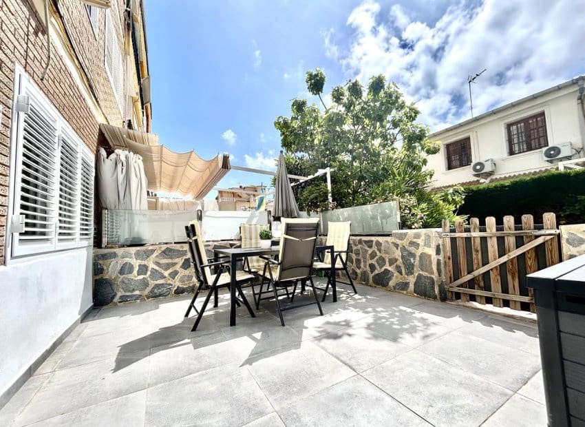 2 sovrum Lägenhet till salu i La Zenia - 189 900 € (Ref: 9809437)