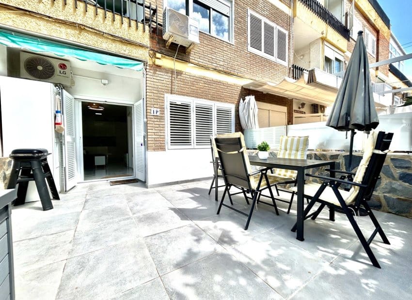 2 sovrum Lägenhet till salu i La Zenia - 189 900 € (Ref: 9809437)