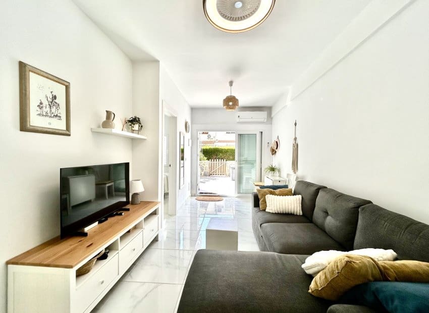 2 sovrum Lägenhet till salu i La Zenia - 189 900 € (Ref: 9809437)