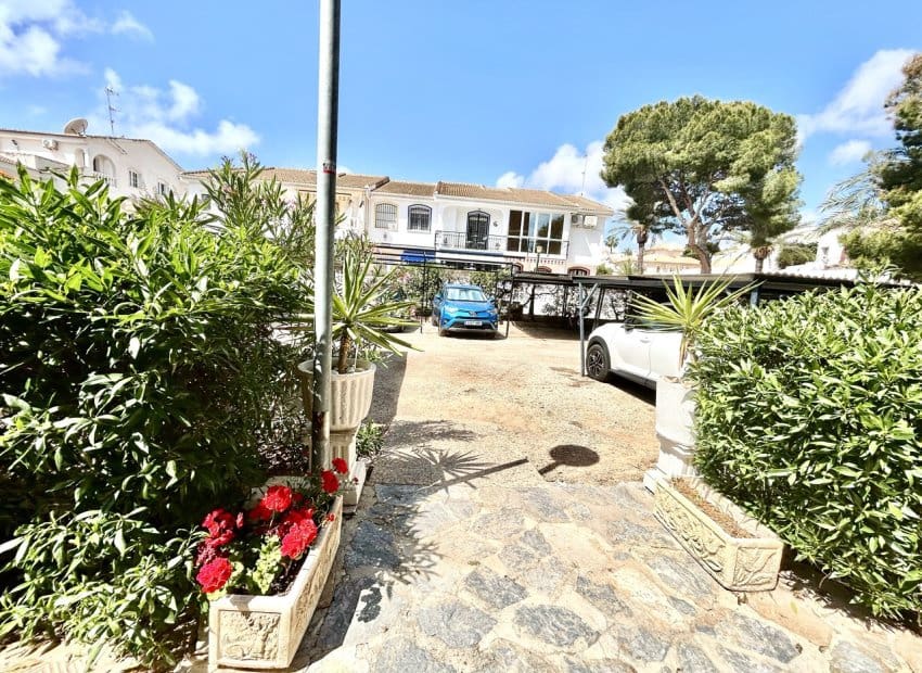 2 sovrum Lägenhet till salu i La Zenia - 189 900 € (Ref: 9809437)