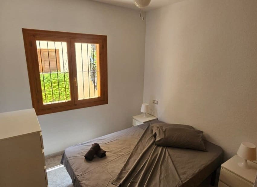 2 makuuhuone Huoneisto myytävänä paikassa Playa Flamenca mukana uima-altaan - 185 000 € (Ref: 9809438)