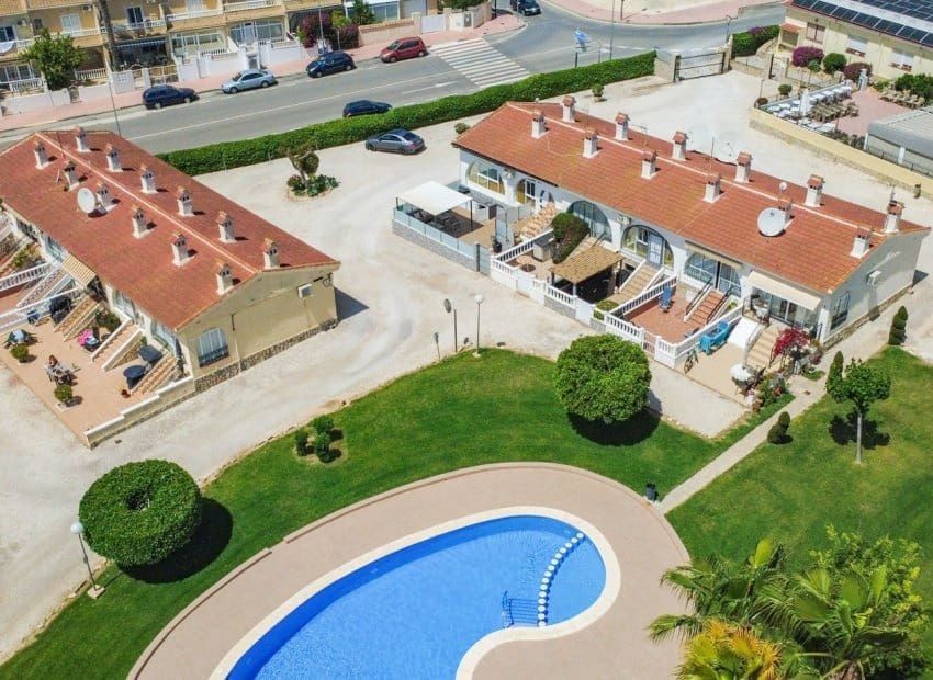 1 sypialnia Apartament na sprzedaż w Ciudad Quesada z basenem - 149 000 € (Ref: 9809440)