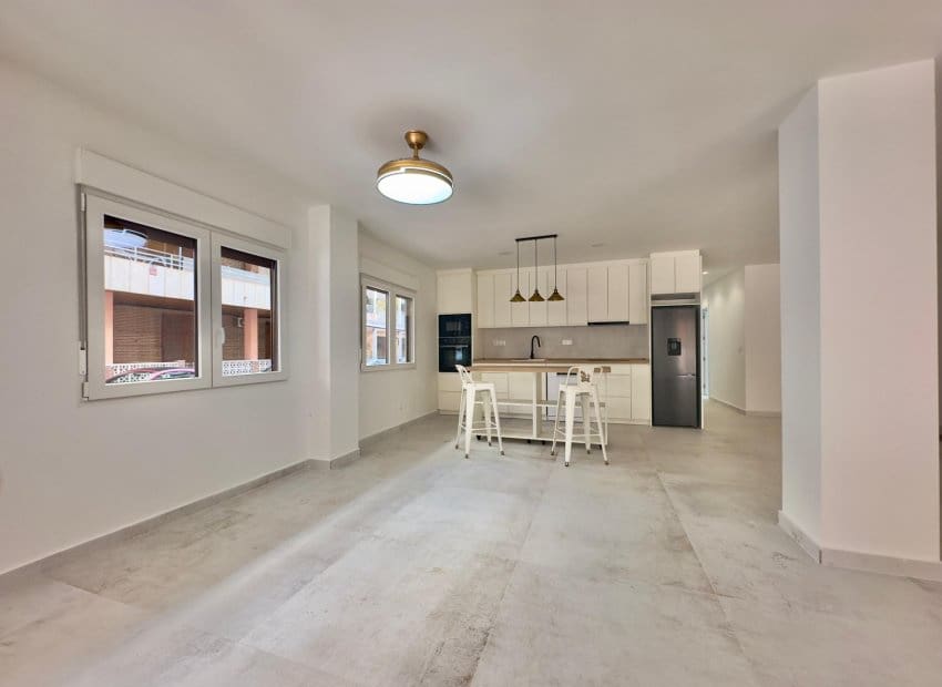 3 quarto Apartamento para venda em Torrevieja - 249 900 € (Ref: 9809442)